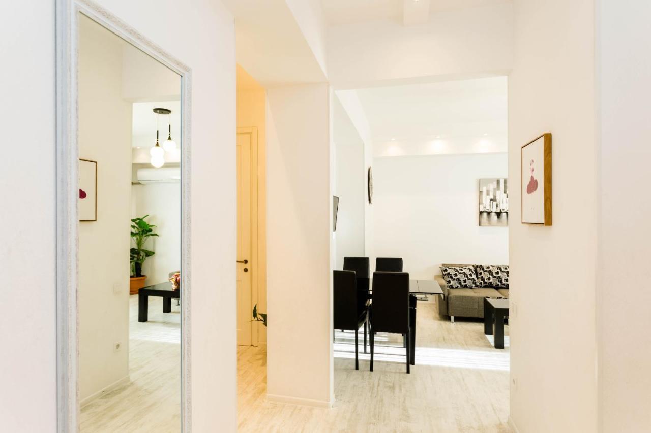 Luxury Apartment In The City Centre 第比利斯 外观 照片