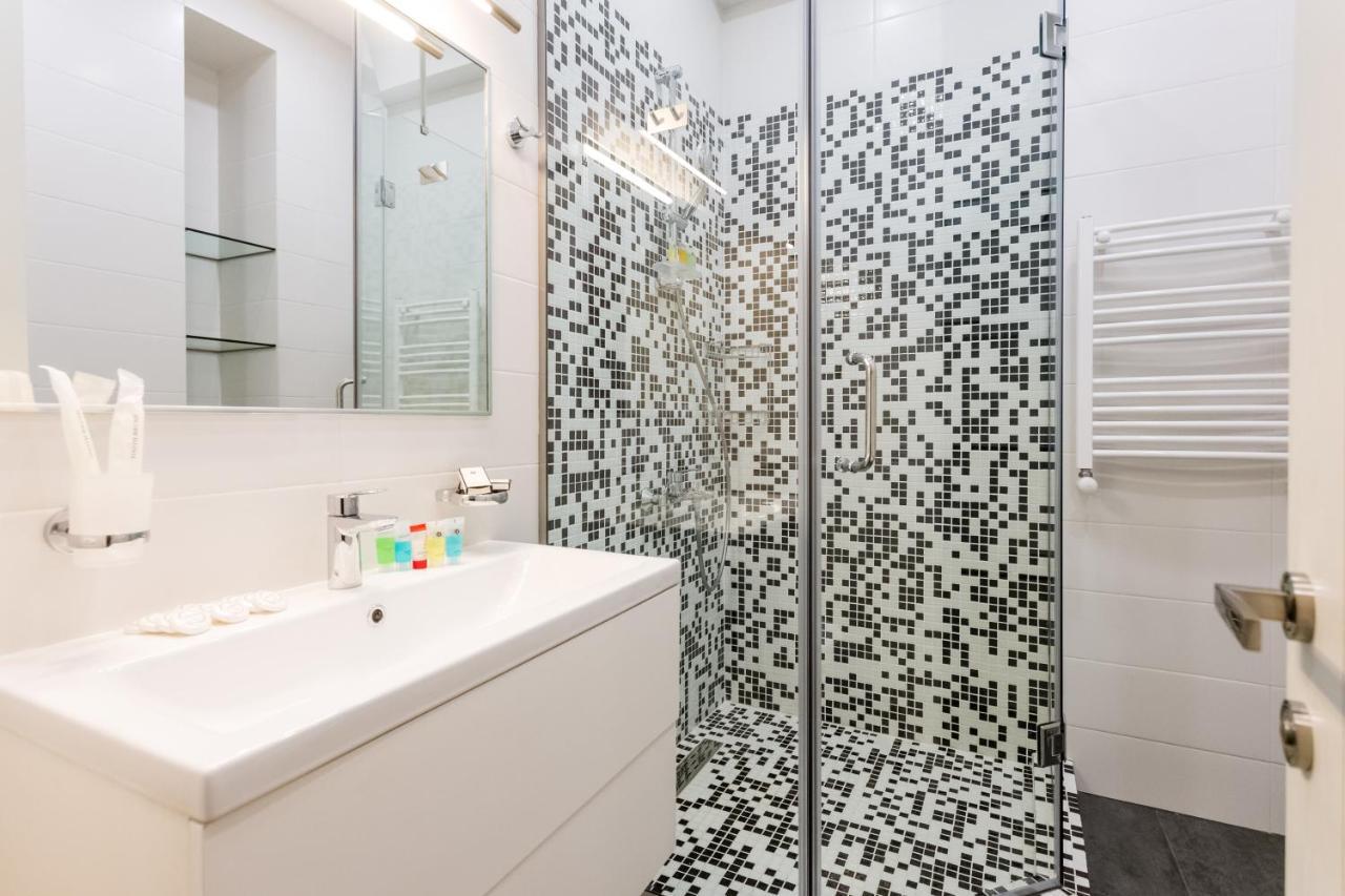 Luxury Apartment In The City Centre 第比利斯 外观 照片